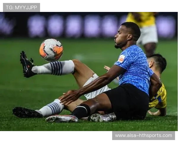 大连人队强势反扑，制胜进球直击对方死角